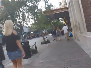 Skinny cutie Jenna Moretti变得越来越漂亮！